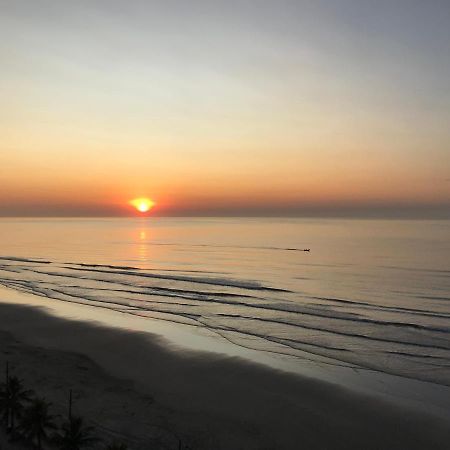 Mongagua Com Vista Para O Mar Pe Na Areia מראה חיצוני תמונה